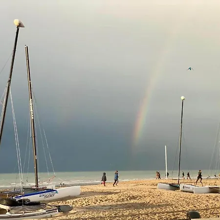 Charming Near Beach, Cleaning Included De Panne